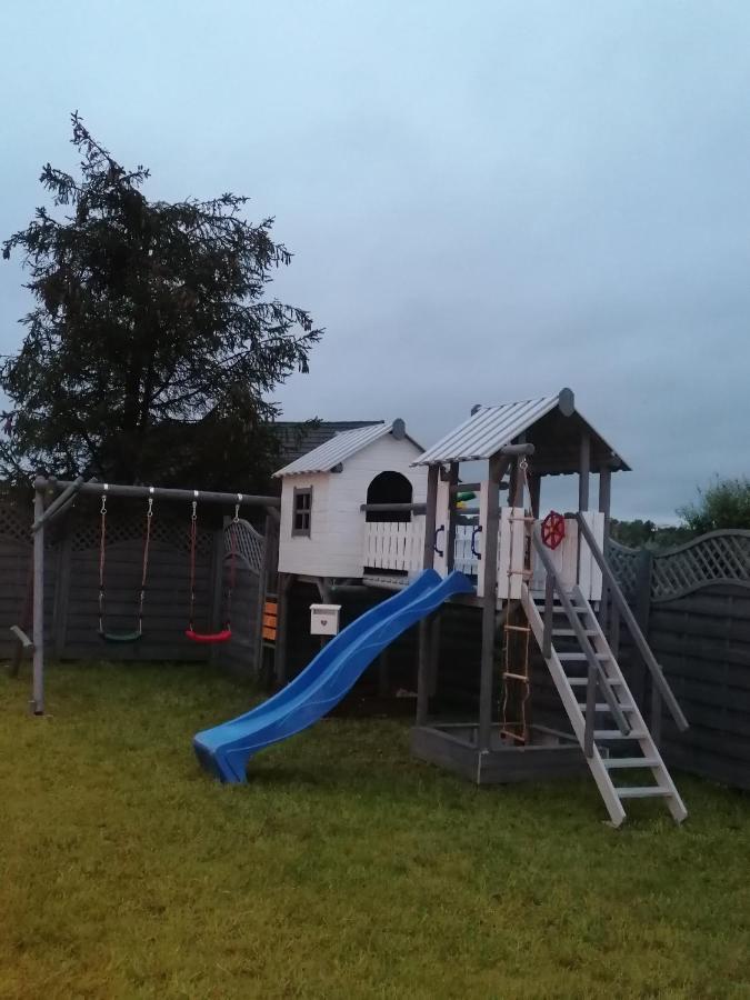 Pokoje Goscinne Azaliowa 34 Mielno Mielno  Exteriör bild